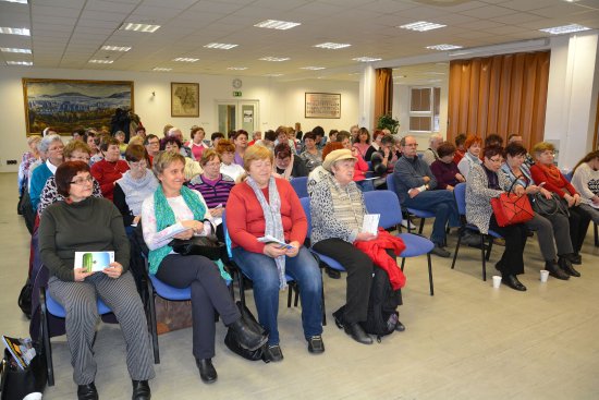 Beseda s psycholožkou Stanislavou Podžornou na téma Pět jazyků lásky byla první z letošních připravených aktivit pro seniory.
FOTO: DANA HOĎÁKOVÁ