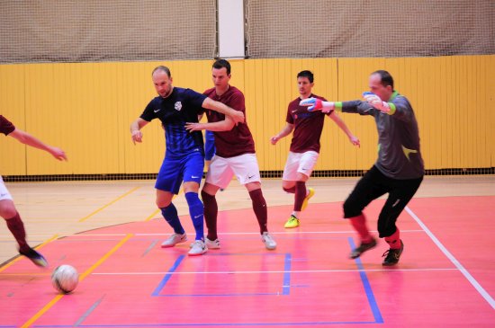 Futsalisté FU Kopřivnice vedli po prvním poločase finálového utkání Divize F s Opavou 6:2, v závěru však museli čelit soupeřovu tlaku.
FOTO: KRISTINA ČABLOVÁ