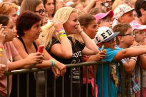 Také letos mohou kopřivničtí teenageři začít se sběrem náramků projektu Někdo ven???
FOTO: DAVID MACHÁČEK