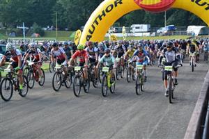 Na start letošního ročníku Drtiče se postavilo 750 bikerů, což je nejvyšší červencová účast v historii.
FOTO: DANA HOĎÁKOVÁ