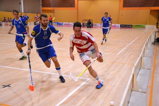 Vikingové v domácím zápase podlehli třebíčským Sniperům o tři branky. Výsledek na stranu Kopřivnice nezvrátila ani power-play.
FOTO: DAVID MACHÁČEK