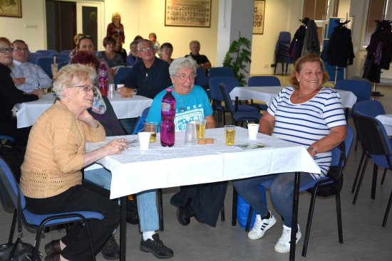 Před týdnem se senioři bavili při soutěžích, které prověřily jejich znalosti i kreativitu. Akce se konala v rámci projektu Aktivní senior.
FOTO: DANA HOĎÁKOVÁ