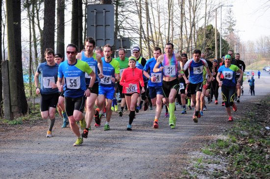 Běh na Červený kámen, který byl druhým závodem Lašské běžecké ligy, vyhrál Tomáš Jakubec, pro něhož to bylo první vítězství v tomto seriálu závodů.
FOTO: KRISTINA ČABLOVÁ