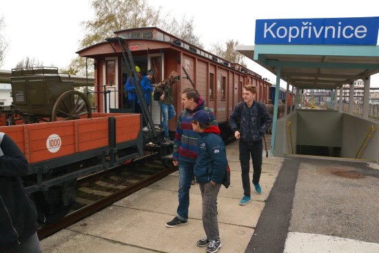 Během šesti dnů prošly expozicí Legiovlaku asi čtyři a půl tisíce lidí. Posádka unikátního muzea na kolejích nabídla lidem informace o historii československých legií.
FOTO: DAVID MACHÁČEK