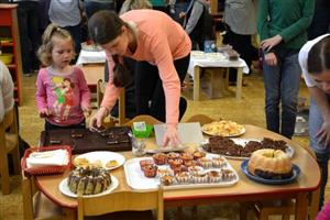 MŠ I. Šustaly připravila již potřetí Dětský Restaurant Day, kdy nejen děti měly možnost ochutnat různé dobroty.