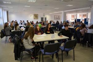 Také letos je v rámci aktivit Místního akčního plánu připraveno vzdělávání i pro zdejší školáky, jejich učitele i rodiče.
FOTO: DANA HOĎÁKOVÁ