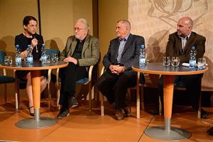 Hosté druhého ročníku Kopřivnického pressování byli před týdnem historička Eva Doležalová, chartista Tomáš Hradílek, novinář Karel Sedláček nebo publicista Lukáš Jelínek.
FOTO: DAVID MACHÁČEK