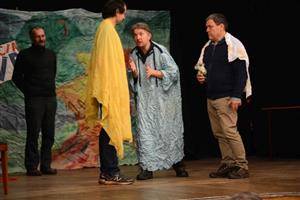 Slovenský divadelník Vladislav Špurek oslovil porotu prvního ročníku divadelní přehlídky Gelasiusova maska svým křesťanským happeningem Expedice David. 
FOTO: D. MACHÁČEK