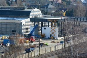 Stavba nové muzejní haly i výstavního depozitáře pro Slovenskou strelu běží podle plánu. Město má následně upravit plochy v okolí.
FOTO: DAVID MACHÁČEK
