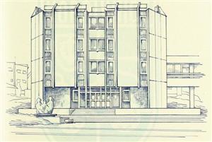 Budova nového MNV se sochou Rodina v popředí.
FOTO: Kronika města Kopřivnice, 5. díl