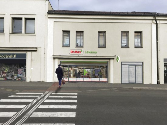 Předběžná vizualizace možné podoby objektu společnosti Slumeko poté, co se do něj nastěhuje prodejna lékárenského řetězce.
REPRO: SLUMEKO