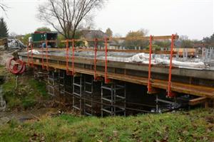 Jedním z realizovaných bodů Akčního plánu byla v loňském roce kompletní rekonstrukce silničního mostu na ulici Severní.
FOTO: DAVID MACHÁČEK