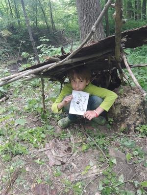 Tematická procházka Po vlčí stopě vedla nejen Vlčovicemi, ale i okolní přírodou.
FOTO: JAKUB BUZEK