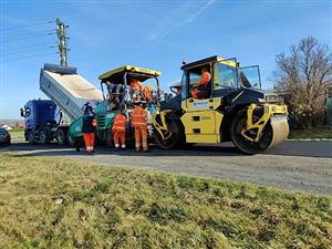 System.Linq.Enumerable+<TakeIterator>d__25`1[System.Char]