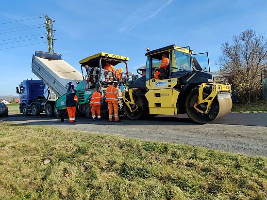 System.Linq.Enumerable+<TakeIterator>d__25`1[System.Char]