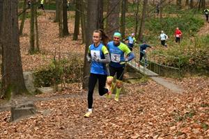 Juniorka Anna Slívová (AK EZ Kopřivnice) suverénně vyhrála Běh kolem koupaliště a v sobotu ji čeká mistrovství ČR v přespolním běhu.
FOTO: KRISTINA ČABLOVÁ
