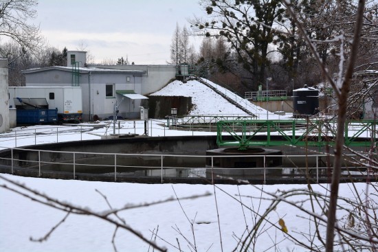 V letošním roce byla dokončena dosazovací nádrž, která má zvýšit kapacitu kopřivnické čističky odpadních vod před napojením dalších místních částí.
ILUSTRAČNÍ FOTO: KN