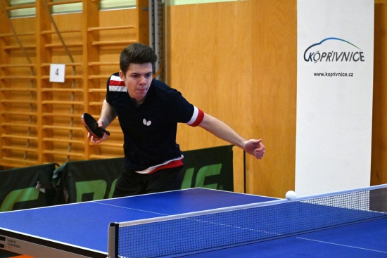 Kopřivnický stolní tenista Ondřej Pařil ovládl domácí Regionální bodovací turnaj mládeže a zároveň vede i celý seriál těchto turnajů.
FOTO: KRISTINA ČABLOVÁ