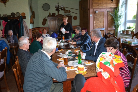 Po covidové pauze se poprvé uskutečnilo setkání lubinských seniorů, na kterém se společně bavili. Další proběhne začátkem dubna.
FOTO: DANA HOĎÁKOVÁ