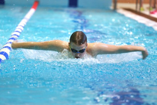 Kopřivnický plavec Jiří Zátopek podal na meziokresním přeboru perfektní výkon a ve všech disciplínách, v nichž startoval, zvítězil
FOTO: PETR LIBERDA