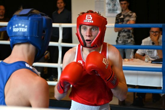 Daniel Leiter byl jedním ze tří místních boxerů, kteří se postavili do ringu v rámci utkání Národní ligy boxu MS oblasti.
FOTO: DAVID MACHÁČEK