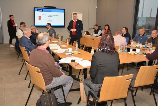 V minulém týdnu členové Komise pro strategický rozvoj svým hlasováním určili priority jednotlivým opatřením Strategického plánu pro další období.
FOTO: DAVID MACHÁČEK