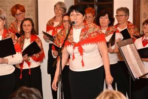 Příborský pěvecký sbor Valentin vystoupil minulý čtvrtek na kopřivnickém Fojtství s vánočním programem Gloria na výsosti.
FOTO: DAVID MACHÁČEK