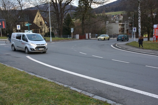 Frekventovaná křižovatka na Palárně by měla být v budoucnu bezpečnější pro chodce. Radnice Kopřivnice a Štramberka se dohodly na tom, že společnými silami prostor upraví a vybudují chodníky a chybějící přechody pro chodce.
FOTO: DAVID MACHÁČEK