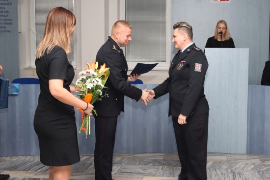 Policistkou roku 2022 na Obvodním oddělení Kopřivnice se stala nprap. Věra Buttková. Ocenění převzala v rámci slavnostního shromáždění v Novém Jičíně.
FOTO: PČR
