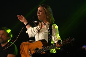 Zpěvačka Aneta Langerová koncertovala v kopřivnickém kulturním domě v rámci turné ke své zatím poslední desce Dvě slunce. FOTO: DAVID MACHÁČEK