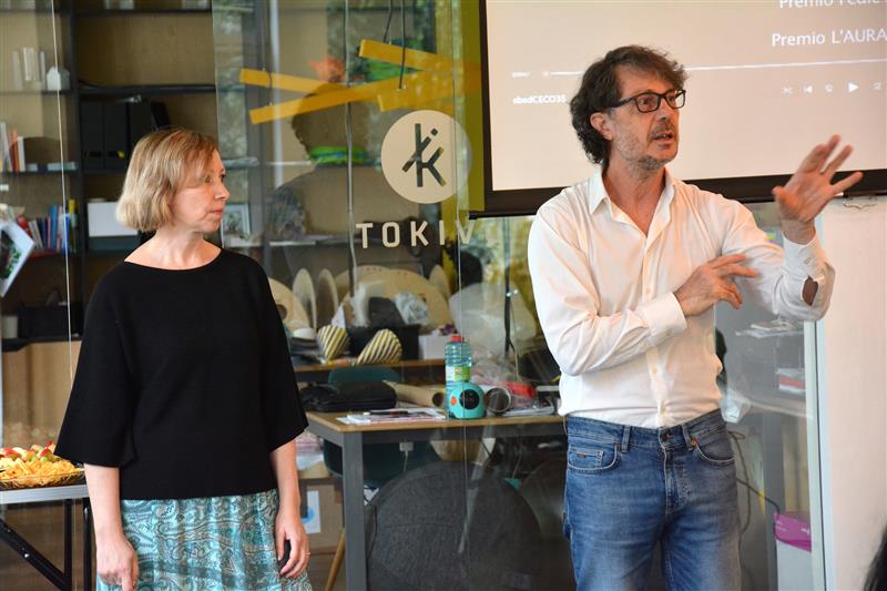 Italský dokumentarista Francesco Fadda odpovídá po české premiéře svého krátkého filmu Býk a krotitel na dotazy z publika. FOTO: DAVID MACHÁČEK