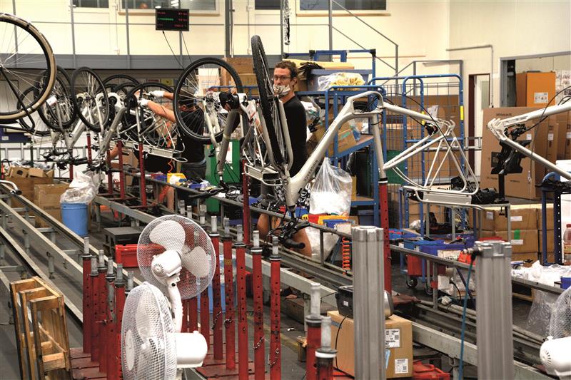 Výrobce jízdních kol společnost Bike Fun International se potýká s propadem poptávky. Nejhorší období by ale firma podle vyjádření managementu již měla mít za sebou. FOTO: D. MACHÁČEK