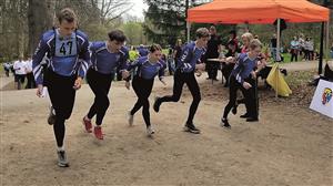 Hasiči z Mniší na MČR ve Vlašimi skvěle reprezentovali Moravskoslezský kraj, starší žáci byli pátí a smíšená hlídka dorostu slavila stříbro. FOTO: MAREK HAVRAN