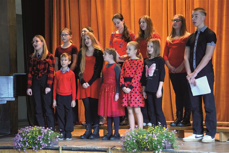 Součástí programu 25. ročníku kopřivnické přehlídky pěveckých sborů byl i dětský sbor Gaudium, působící při soukromé základní umělecké škole MIS music. FOTO: DAVID MACHÁČEK