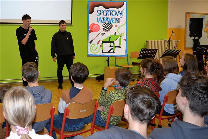 Ve škole sv. Zdislavy vyhrál projekt s názvem Bungee Fitness na pořízení sportovního vybavení