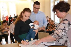 Před týdnem poprvé v letošním roce starosta města Adam Hanus přivítal v Ringhofferově vile celkem 24 nových občánků.