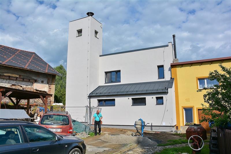 Požární zbrojnice drnholeckých dobrovolných hasičů prošla zásadní rekonstrukcí, která rozšíří především sociální zázemí jednotky