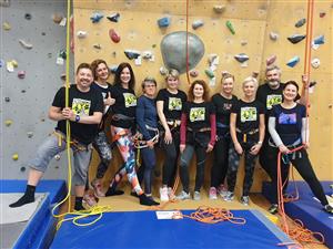 Do práce na kole - V triku na stěnu 1