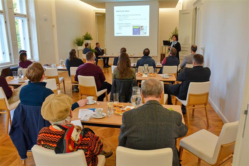 V pondělí proběhlo ve Ringhofferově vile neformální setkání vedení města s podnikateli, na němž se hovořilo nejen o investičních záměrech i podpoře podnikání v Kopřivnici.