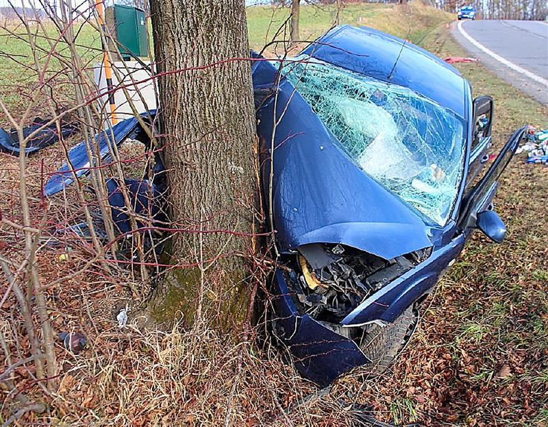Policie hledá svědky dopravní nehody, ke které došlo v neděli 7. prosince na Grosmance, a žádá veřejnost o spolupráci.