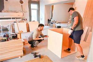 Práce na interiéru herny Köstka jsou v plném proudu. Nový podnik v budově Kasáren na ulici České byl měl otevřít v závěru dubna.