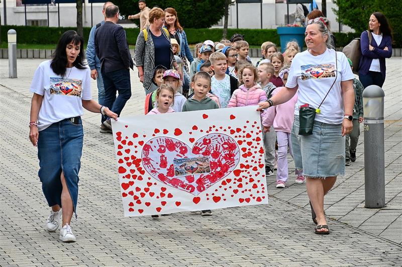 Návštěvou v Bánovcích nad Bebravou se uzavřel několikaměsíční projekt spolupráce MŠ z partnerských měst.